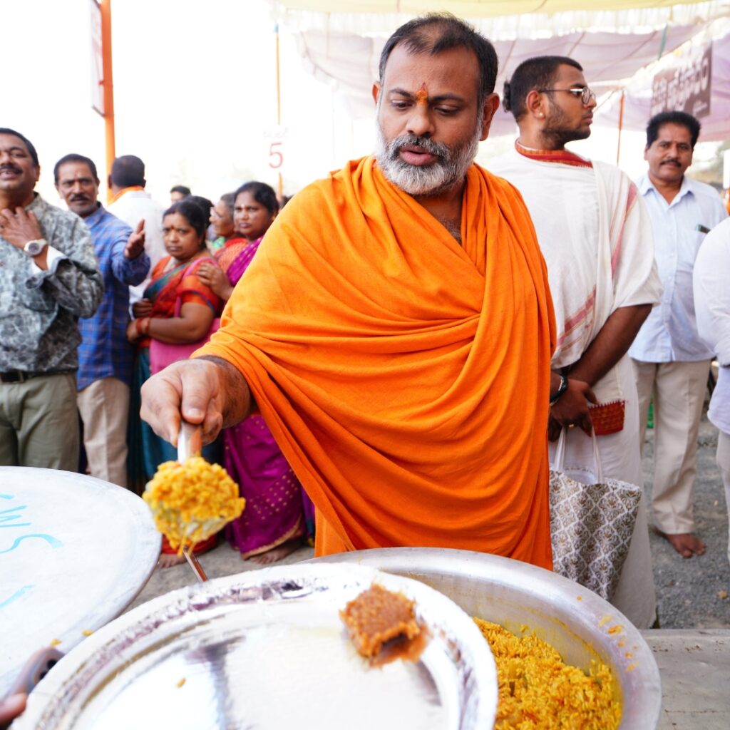 Swami Paripoornananda